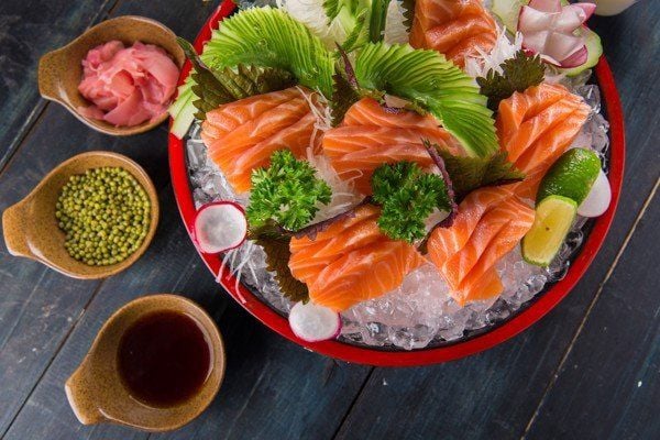 Ăn kèm với các loại gia vị