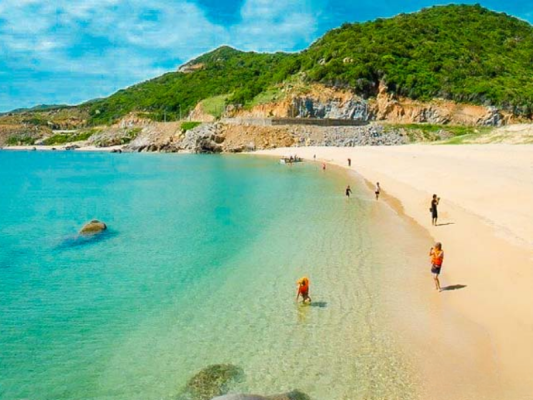 Màu nước trong xanh tuyệt đẹp
